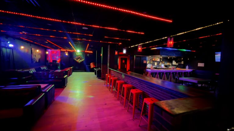 Seven8nine Lounge on Instagram