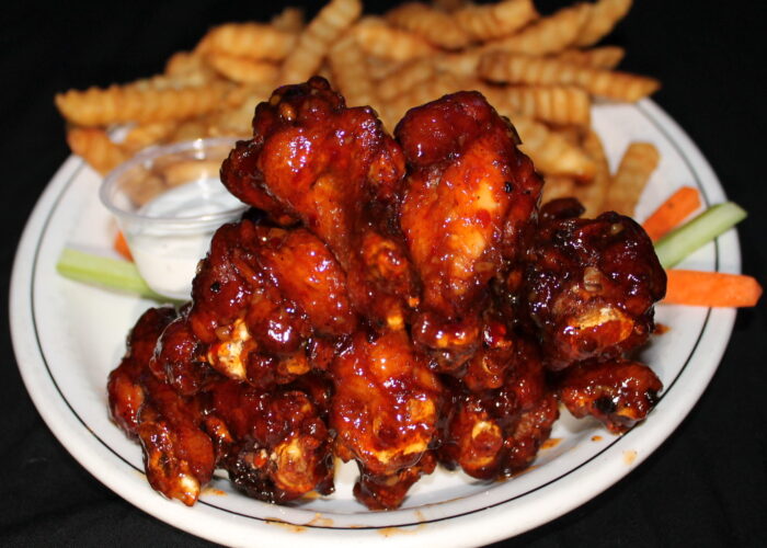 Chicken Wings & Fries