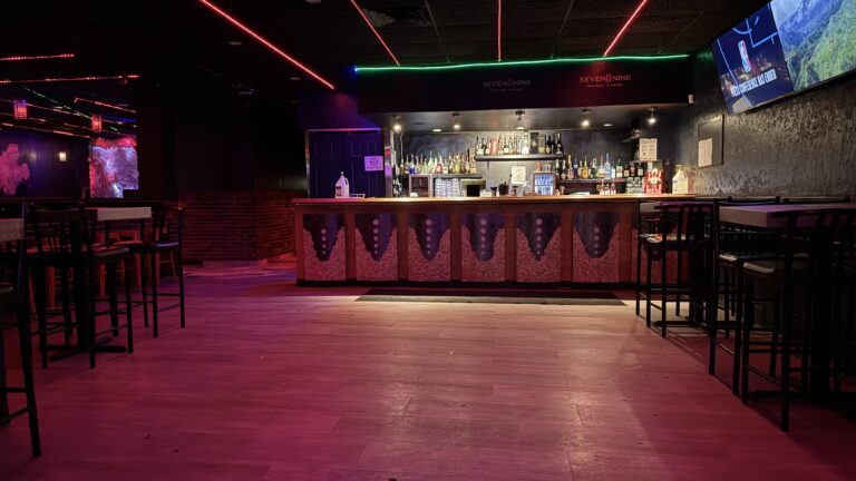 Seven8nine Lounge on Instagram